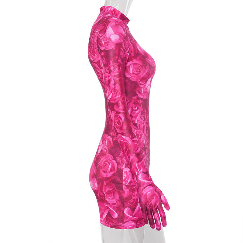 Printed long-sleeved gloved hip dress
